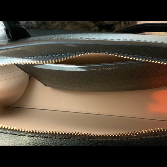 Black Kate Spade handbag 💕 - Picture 5 of 5
